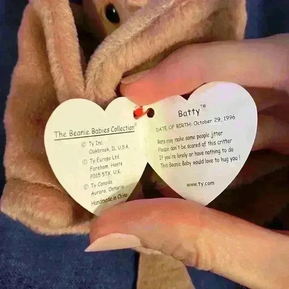 Ty Beanie Baby Batty. - Picture 2 of 7